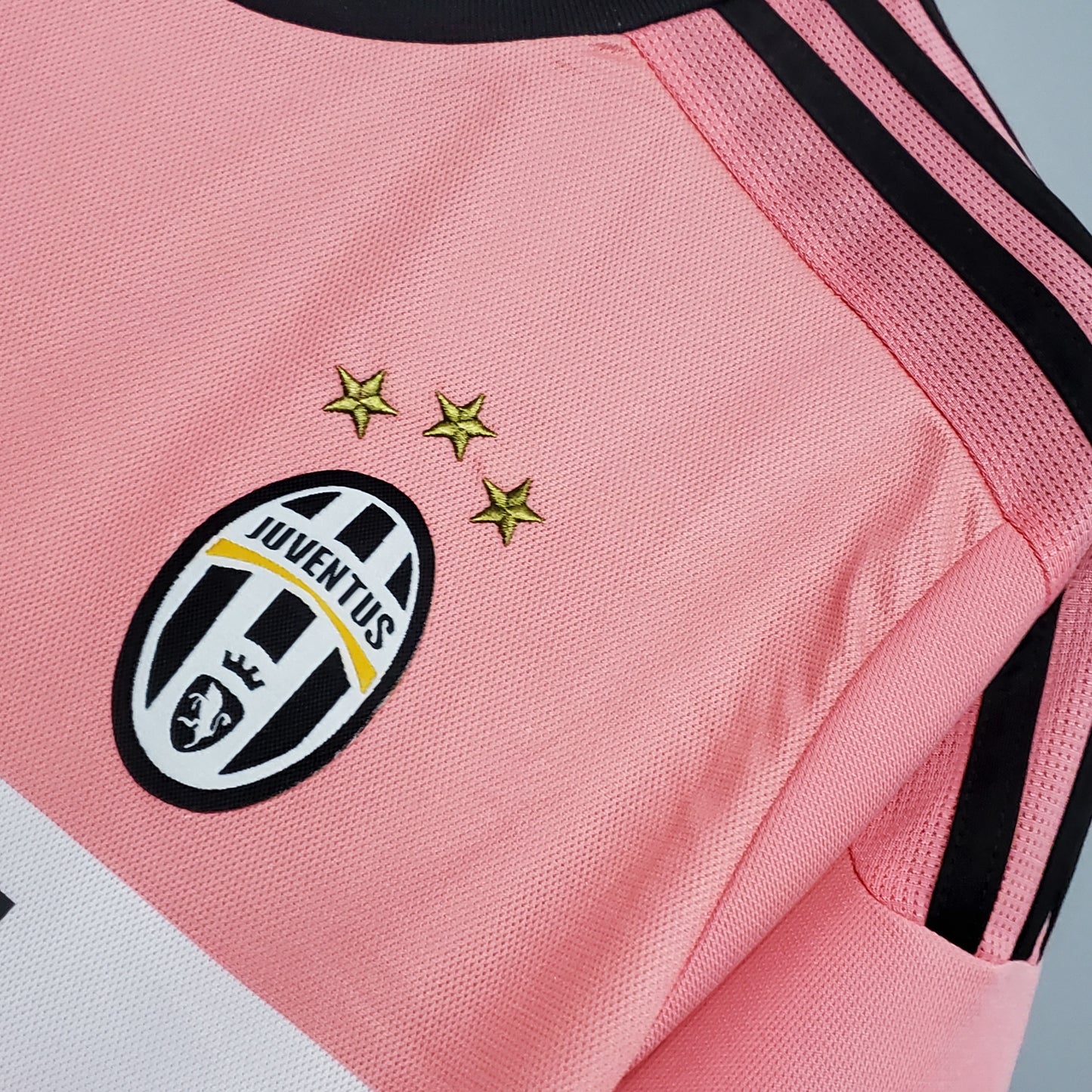 Camiseta Juventus 2015/16 – Primera Equipación | Temporada Retro | RetroCamis