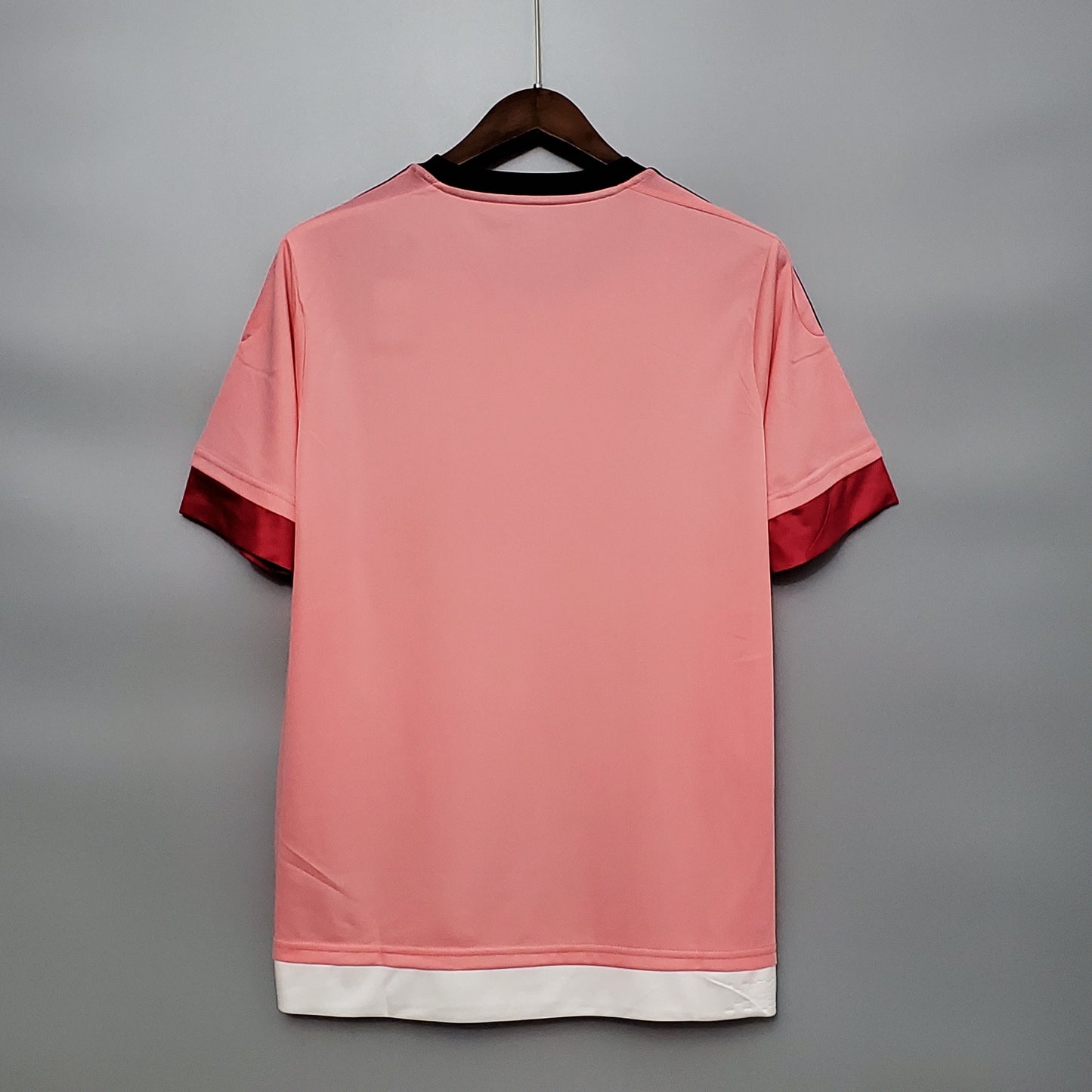 Camiseta Juventus 2015/16 – Primera Equipación | Temporada Retro | RetroCamis