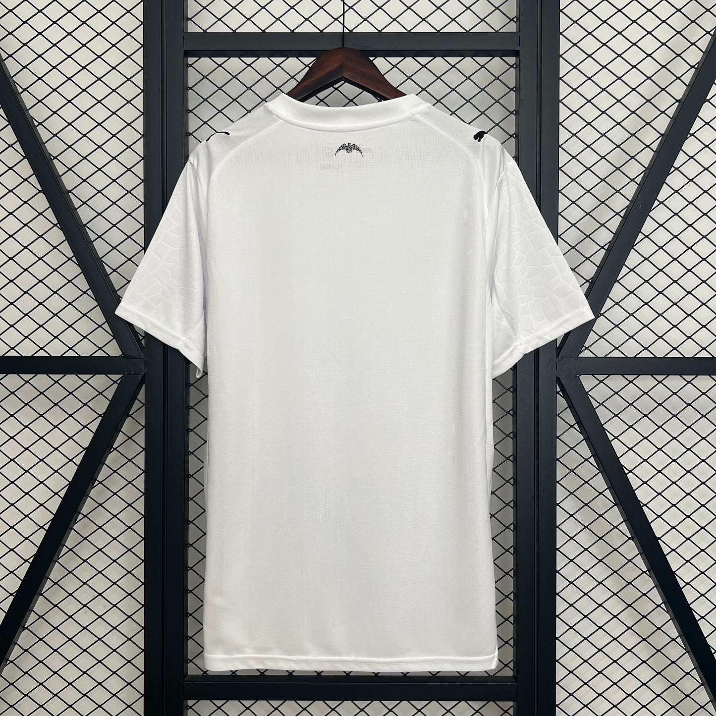 Camiseta Valencia CF 2025/26 – Primera Equipación | Nueva Temporada | RetroCamis