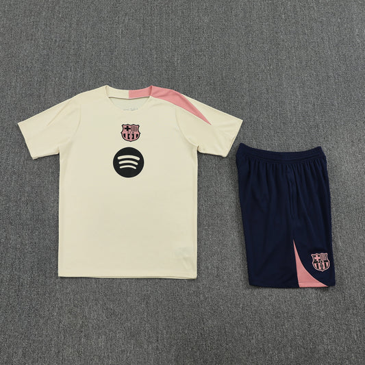 Conjunto de entrenamiento FC Barcelona – Camiseta y pantalón corto