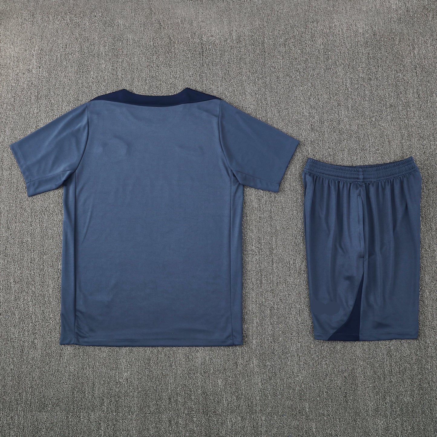 Conjunto de entrenamiento PSG – Camiseta y pantalón corto
